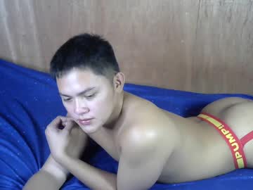 Yourasiantwinxx Chaturbate stream image from April 05, 2025