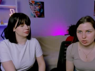 Yours_Muse Chaturbate stream image from April 05, 2025