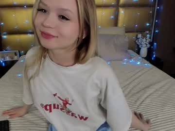 Succubuswaifuuu Chaturbate stream image from April 05, 2025