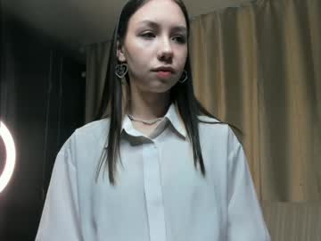 Elwynagreaves Chaturbate stream image from April 05, 2025