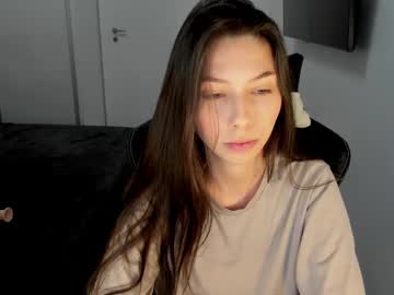 Addavalery Chaturbate stream image from April 05, 2025