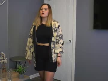 Berenicehallock Chaturbate stream image from April 05, 2025