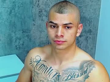 Adam_Bunny08 Chaturbate stream image from April 05, 2025