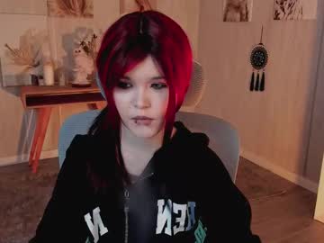 Elainebeness Chaturbate stream image from April 05, 2025