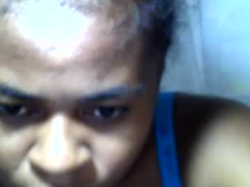 Rufine25 Chaturbate stream image from April 05, 2025