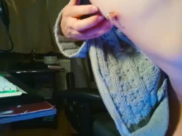 Rainyair Chaturbate stream image from April 05, 2025