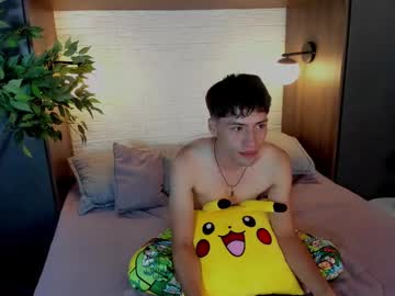 Nolan_Miller Chaturbate stream image from April 05, 2025