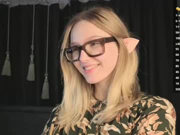 Loisgrine Chaturbate stream image from April 06, 2025