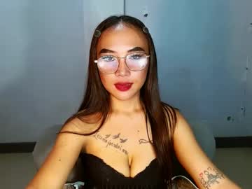 Zyra_Asia Chaturbate stream image from April 06, 2025
