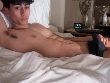 Kkarington Chaturbate stream image from April 06, 2025