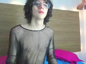 Noahrizzo Chaturbate stream image from April 06, 2025