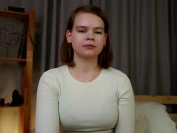 Glimmering_Star Chaturbate stream image from April 06, 2025