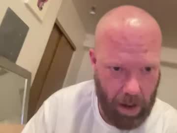 Juicymommabear Chaturbate stream image from April 06, 2025