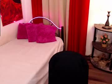 Farrah_Usan Chaturbate stream image from April 06, 2025