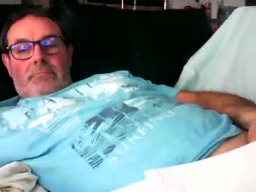Jeffcrus Chaturbate stream image from April 06, 2025