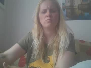 Nejinka1995 Chaturbate stream image from April 06, 2025