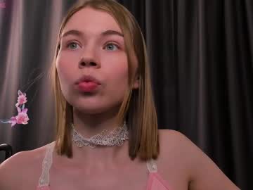 _Just_Perfect_ Chaturbate stream image from April 06, 2025