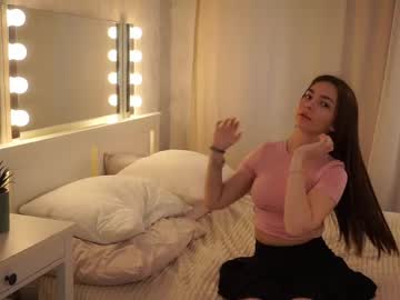 Siilent_Whisper Chaturbate stream image from April 06, 2025