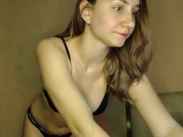 Mi_Mimichelle Chaturbate stream image from April 06, 2025