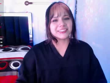 Mixie_Cute Chaturbate stream image from April 06, 2025