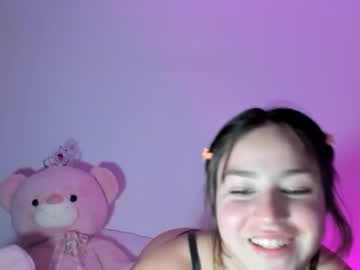 Madigail Chaturbate stream image from April 06, 2025