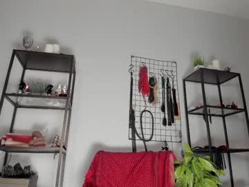 Lilitrey Chaturbate stream image from April 07, 2025