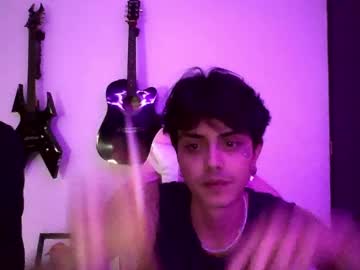Kuefer Chaturbate stream image from April 07, 2025