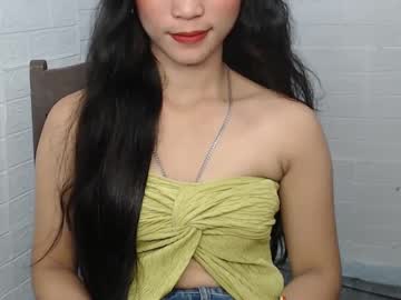 Ur_Bitchpinayxx Chaturbate stream image from April 07, 2025