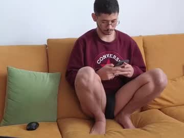 Matthew_Broom Chaturbate stream image from April 07, 2025
