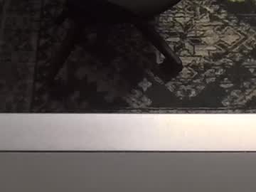 Skippyslut Chaturbate stream image from April 07, 2025