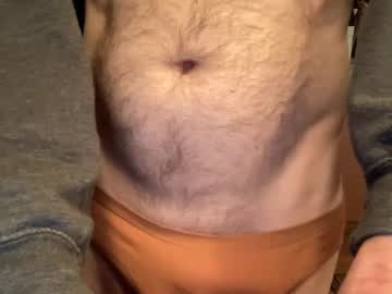 Hellothickguy Chaturbate stream image from April 07, 2025