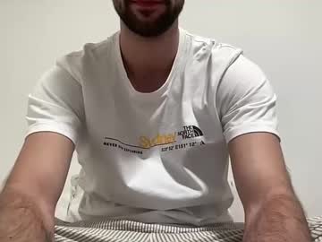 Fluffybaguette Chaturbate stream image from April 07, 2025