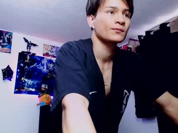 Kanekixxxhot Chaturbate stream image from April 07, 2025
