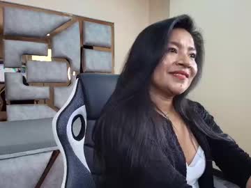 Elena_Jonnes Chaturbate stream image from April 07, 2025