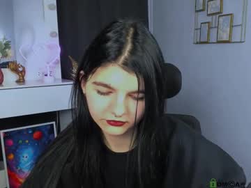 Monica_Fire1 Chaturbate stream image from April 07, 2025