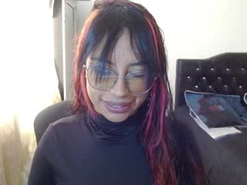 Naahoomy_Kimm Chaturbate stream image from April 07, 2025