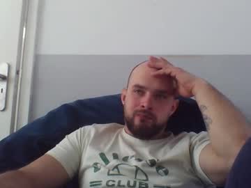 Omgwhereim Chaturbate stream image from April 07, 2025
