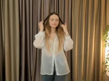Rexannefurness Chaturbate stream image from April 07, 2025