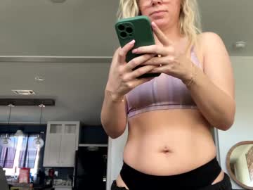Texas_Blonde Chaturbate stream image from April 07, 2025