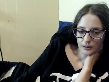 Mizzbonez Chaturbate stream image from April 07, 2025