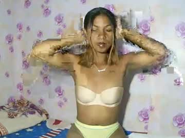 Elinahsexy Chaturbate stream image from April 07, 2025