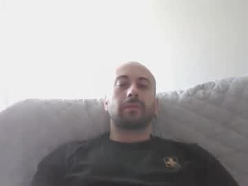 Fisarmonico Chaturbate stream image from April 07, 2025