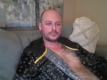 Handsomefella26 Chaturbate stream image from April 07, 2025
