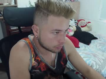 Johanleonsweetboy Chaturbate stream image from April 07, 2025