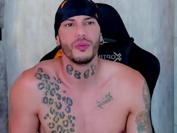Rickg_Oficial Chaturbate stream image from April 07, 2025