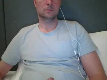 Andreyandrey80 Chaturbate stream image from April 07, 2025