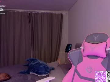 Katie___Cat Chaturbate stream image from April 07, 2025