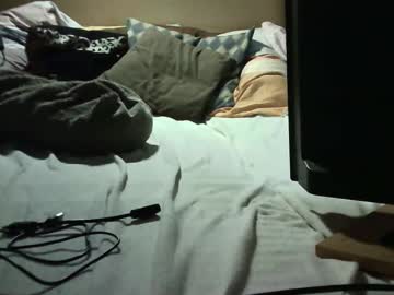 Svenjamin9090 Chaturbate stream image from April 07, 2025