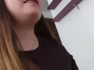 Vaiolett_0512 Chaturbate stream image from April 07, 2025