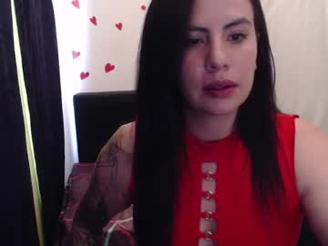 Cristal_White2 Chaturbate stream image from April 07, 2025